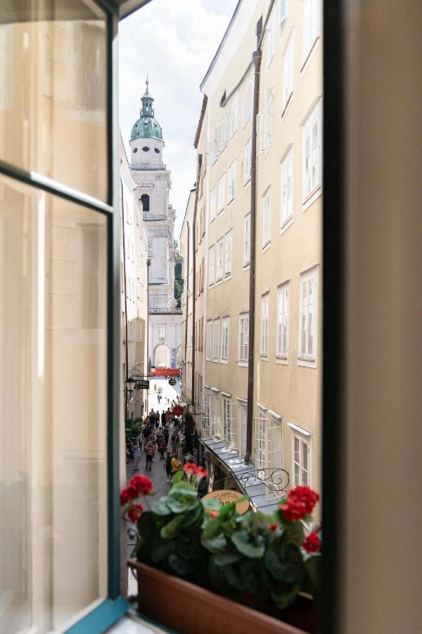 Altstadt-App. Domblick! Salzburgo Exterior foto